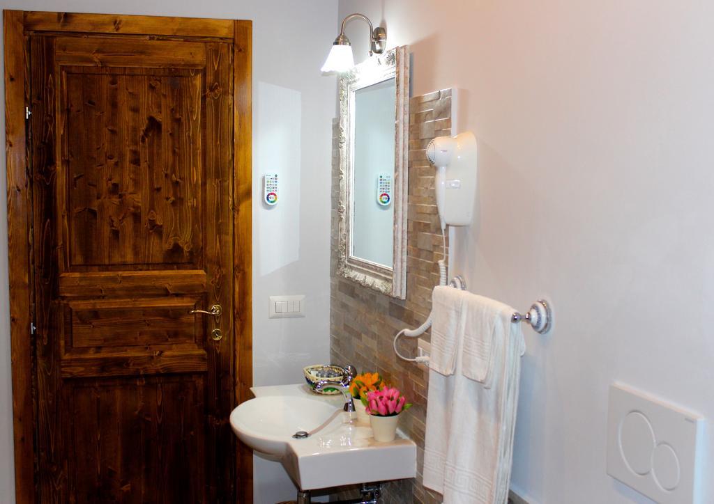 Il Castello Del Re Bed and Breakfast Bitonto Eksteriør billede